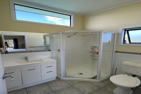 Photo of property in 4 Sea View Road, Baylys Beach, Dargaville, 0377