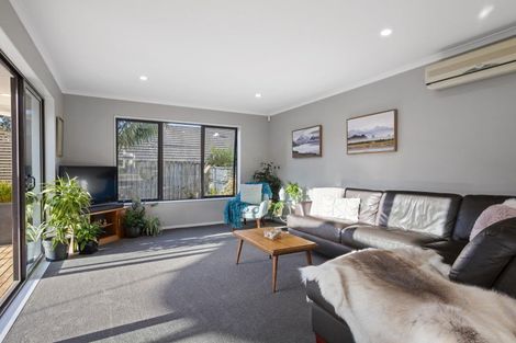 Photo of property in 55 Lough Bourne Drive, Pukekohe, 2120