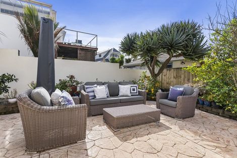 Photo of property in 6b Tui Street, Torbay, Auckland, 0630