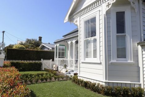 Photo of property in 2/11 Patuone Avenue, Devonport, Auckland, 0624