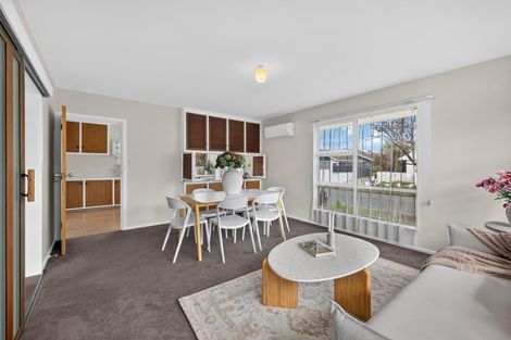 Photo of property in 20 Delaware Crescent, Russley, Christchurch, 8042
