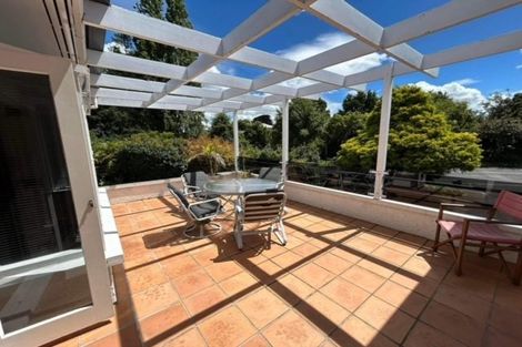 Photo of property in 27 Riverview Terrace, Fairfield, Hamilton, 3214