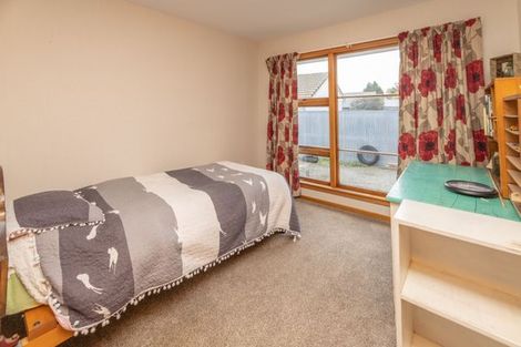 Photo of property in 41 Yardley Street, Avonhead, Christchurch, 8042