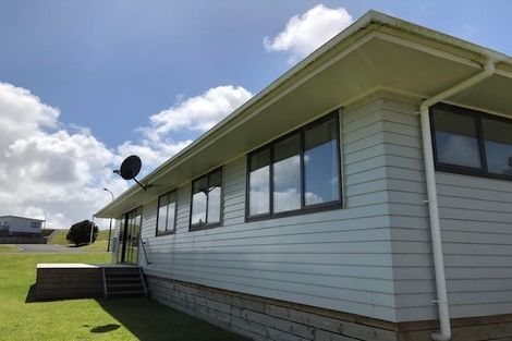 Photo of property in 27 Sunset Drive, Baylys Beach, Dargaville, 0377