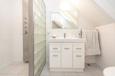 Photo of property in 10 D'arcy Road, Bastia Hill, Whanganui, 4500