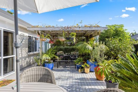 Photo of property in 3b Mcgowan Place, Orewa, 0931