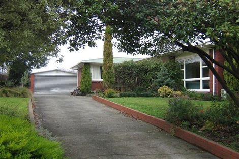 Photo of property in 109 Warren Crescent, Hillmorton, Christchurch, 8025