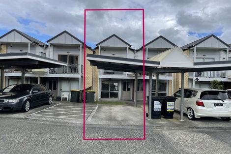 Photo of property in 12/94 Glengarry Road, Glen Eden, Auckland, 0602
