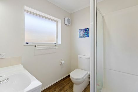 Photo of property in 3 Te Ropata Place, Waikanae Beach, Waikanae, 5036