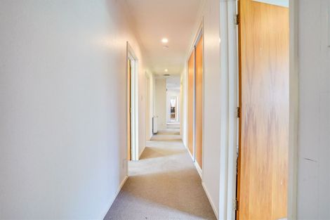Photo of property in 2 Thoresby Mews Avonhead Christchurch City