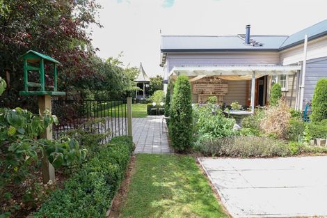 Photo of property in 12a Dublin Street, Dannevirke, 4930