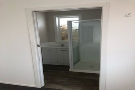 Photo of property in 8 Elizabeth Street, Papakura, 2110