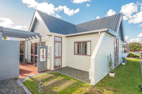Photo of property in 110a Fitzherbert Avenue, Tawhero, Whanganui, 4501