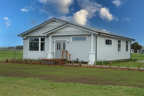 Photo of property in 8 Peace Street, Tuatapere, 9620