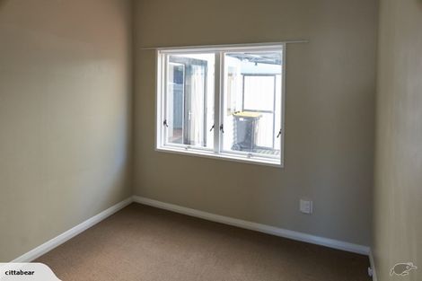 Photo of property in 40 Derwent Street, Island Bay, Wellington, 6023