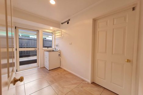 Photo of property in 15 Keppoch Court, Dannemora, Auckland, 2016