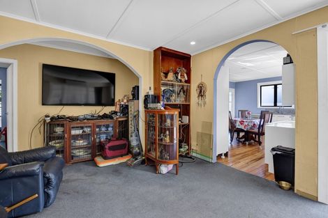 Photo of property in 2 Denby Road, Hawera, 4610