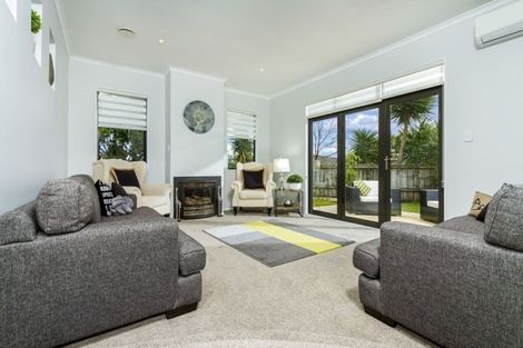 Photo of property in 6 Cutter Place, Greenhithe, Auckland, 0632