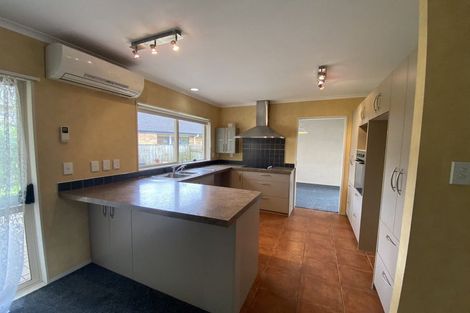 Photo of property in 7 Ironstone Place, Randwick Park, Auckland, 2105