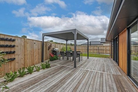 Photo of property in 57 Freedom Drive, Kelvin Grove, Palmerston North, 4414