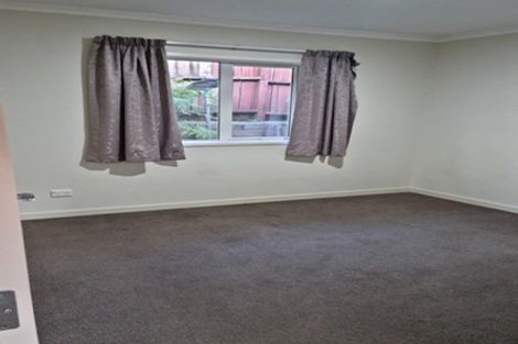 Photo of property in 1/33 Clemow Road, Fitzroy, New Plymouth, 4312