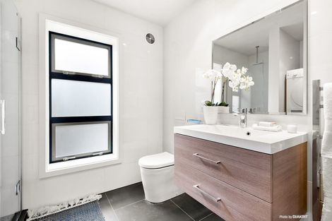 Photo of property in 31 Milne Terrace, Island Bay, Wellington, 6023