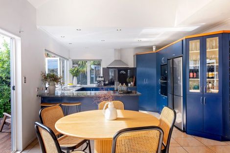 Photo of property in 9a Avenue Road, Greenmeadows, Napier, 4112