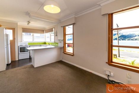 Photo of property in 263 Ravensbourne Road, Ravensbourne, Dunedin, 9022