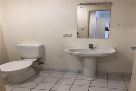 Photo of property in 5c/30 Westward Ho, Glen Eden, Auckland, 0602