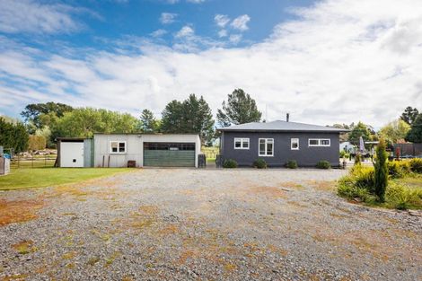 Photo of property in 17 Raumai Road, Bulls, 4894