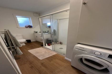 Photo of property in 2 Harland Street, Brooklyn, Wellington, 6021