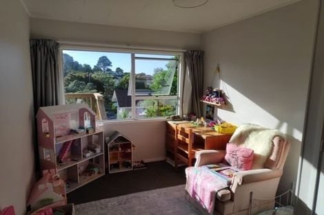 Photo of property in 8 Elizabeth Drive, West Harbour, Auckland, 0618