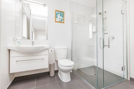 Photo of property in 20 Mervyn Kemp Drive, Tawa, Wellington, 5028