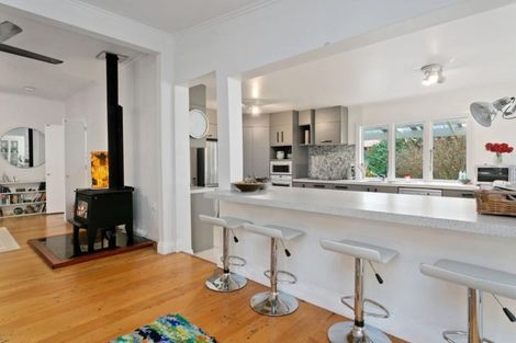 Photo of property in 263 Shakespeare Street, Leamington, Cambridge, 3432