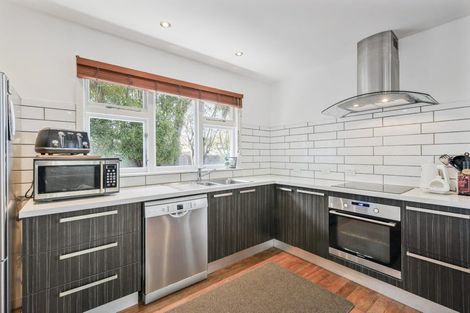 Photo of property in 7 Woodend Road, Woodend, 7610