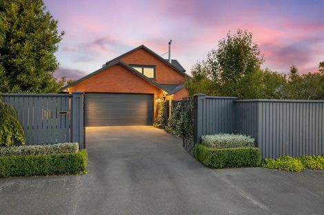 Photo of property in 11 Lloyd Street, Strowan, Christchurch, 8052