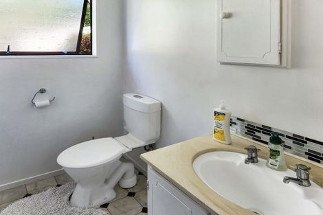 Photo of property in 40 Gemstone Drive, Birchville, Upper Hutt, 5018