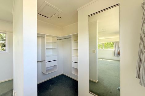 Photo of property in 1 Anakiwa Place, Milford, Auckland, 0620