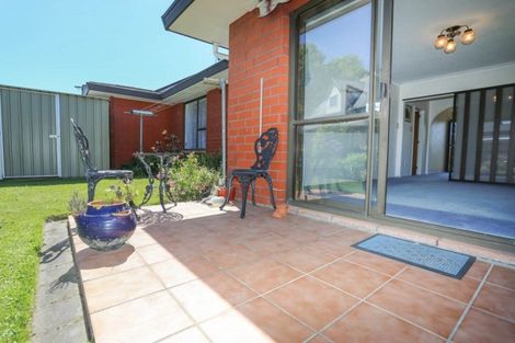 Photo of property in 2/2 Sabys Road, Halswell, Christchurch, 8025