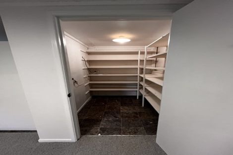 Photo of property in 17 Highland Avenue, Titirangi, Auckland, 0604