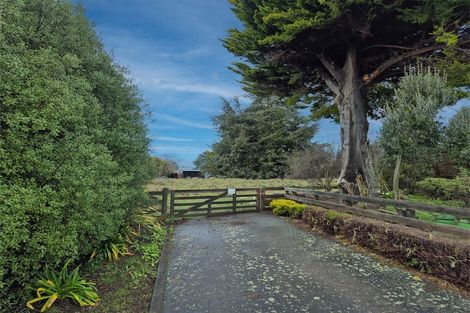 Photo of property in 435d Avonhead Road, Avonhead, Christchurch, 8042