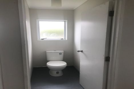 Photo of property in 1/15 Shifnal Drive, Randwick Park, Auckland, 2105