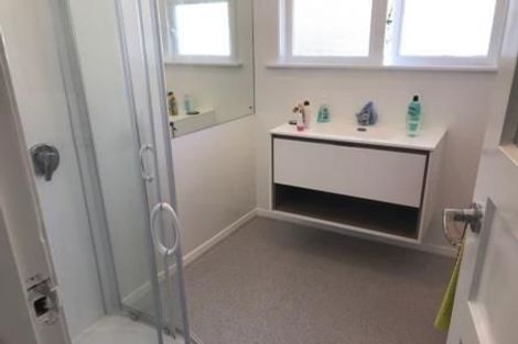 Photo of property in 50 Gloucester Street, Cannons Creek, Porirua, 5024