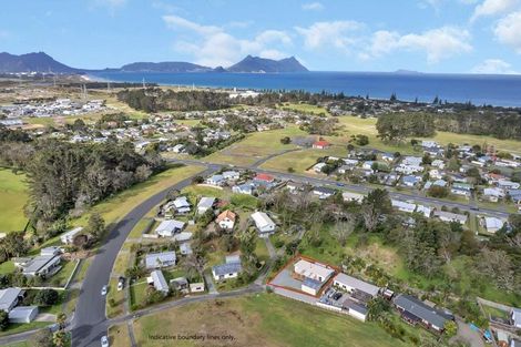 Photo of property in 21 Tamure Place, Ruakaka, 0116