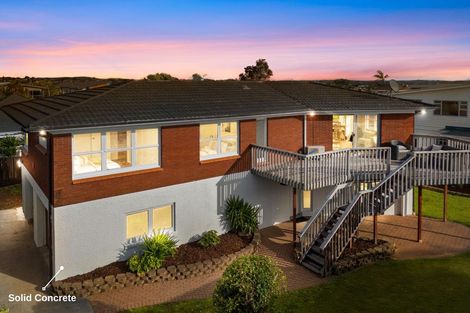 Photo of property in 17a Gulf Crest, Bucklands Beach, Auckland, 2012