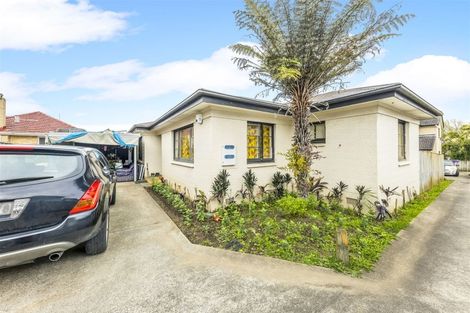 Photo of property in 37a Earlsworth Road, Mangere East, Auckland, 2024