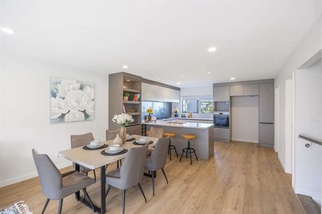 Photo of property in 16 Meritage Lane, Te Atatu South, Auckland, 0610