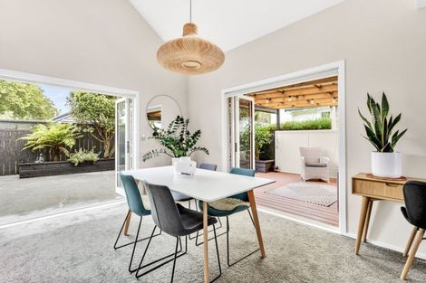 Photo of property in 29a Clare Street, Cambridge, 3434