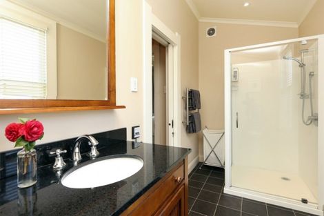 Photo of property in 100 Auckland Road, Greenmeadows, Napier, 4112