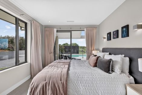 Photo of property in 185 Eskridge Drive, Eskdale, Napier, 4182